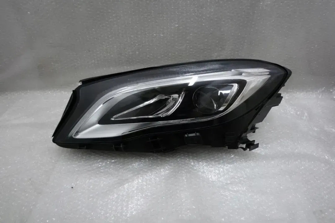 a1569067500   headlight